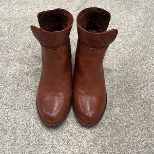 Kelsi Dagger Brooklyn  size 7 women’s boots